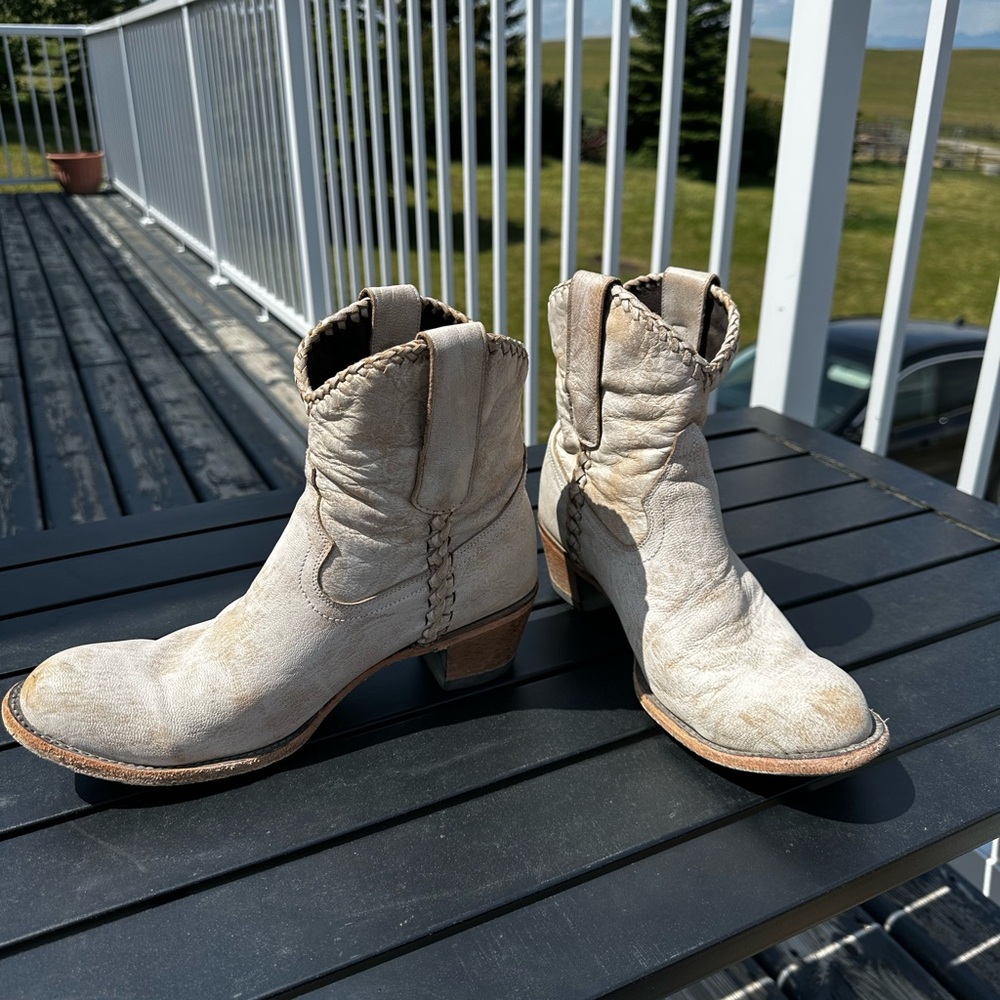 Lane Luxury Cowboy Boots - Plain Jane Shorty (8.5) - Picture 5 of 9